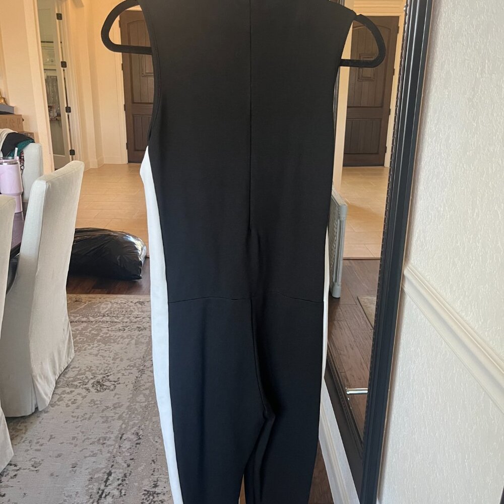 Puma Woman's Jumpsuit- NWOT - Picture 3 of 4